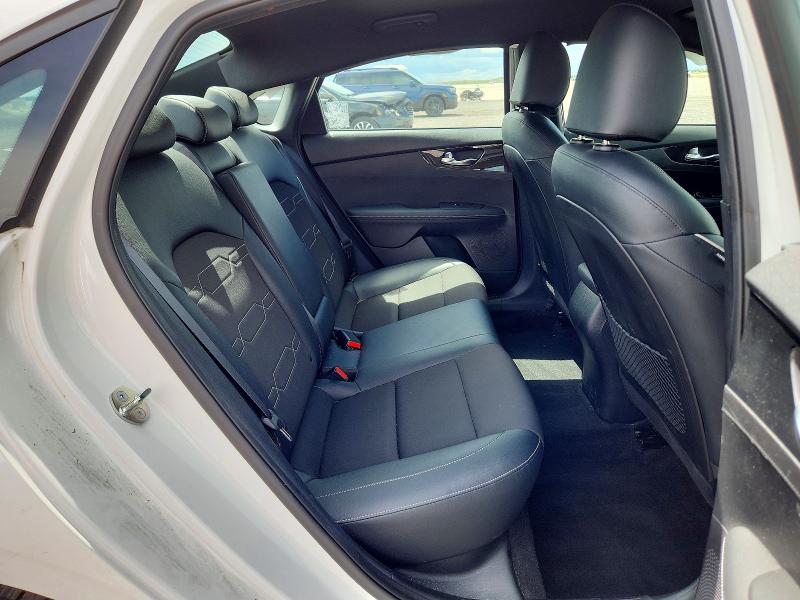Photo 10 from auction – 2023 KIA FORTE with VIN 3KPF54AD2PE658554