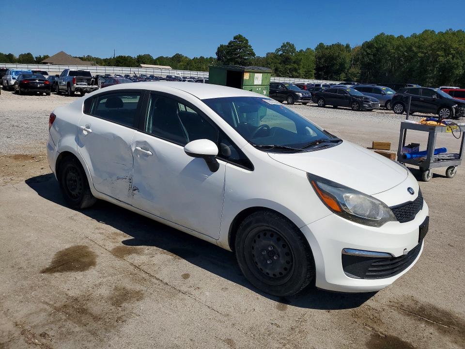 Photo 4 from auction – 2017 KIA RIO with VIN KNADM4A35H6040781