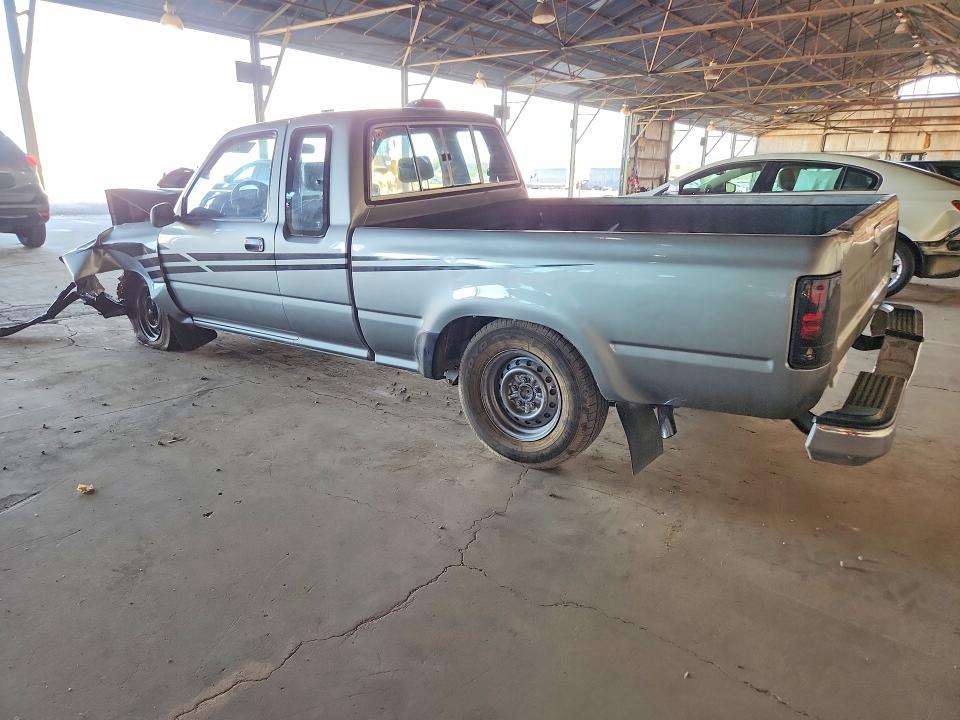 Photo 2 from auction – 1995 TOYOTA PICKUP with VIN JT4RN93PXS5116477