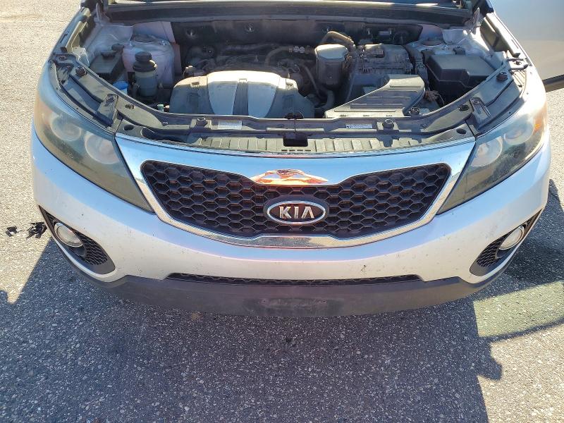 Photo 12 from auction – 2012 KIA SORENTO with VIN 5XYKUDA23CG275901