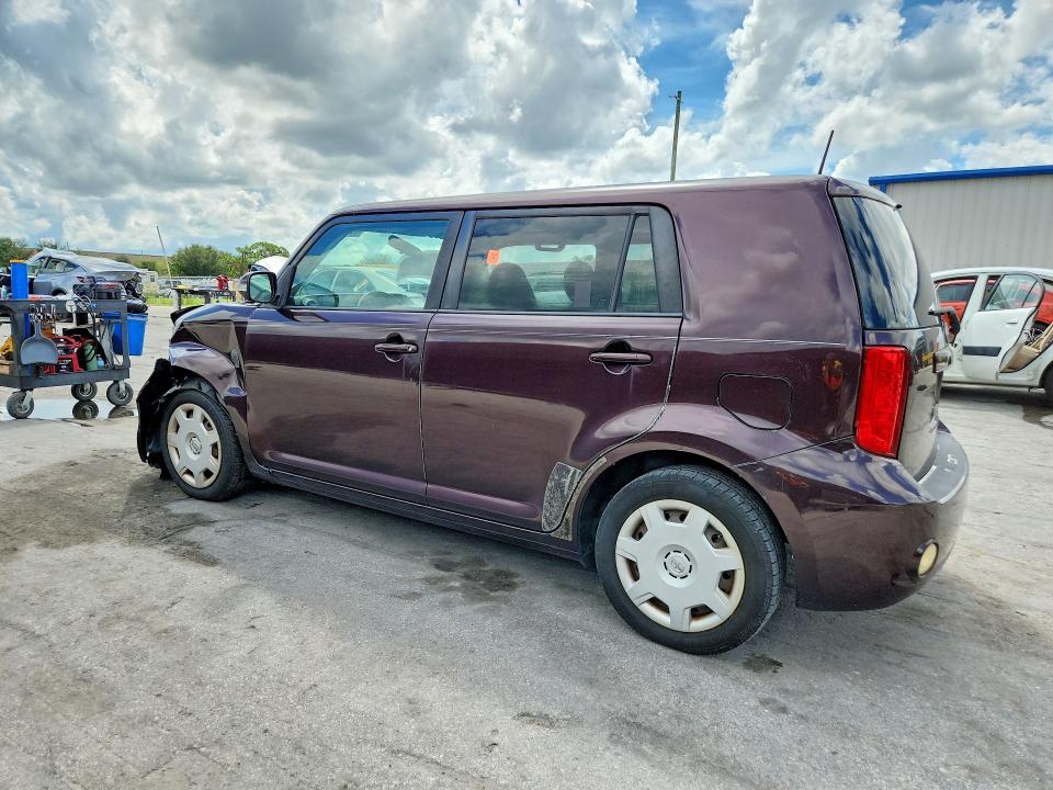 Foto 2 de la subasta – 2009 SCION XB con VIN JTLKE50E891065791