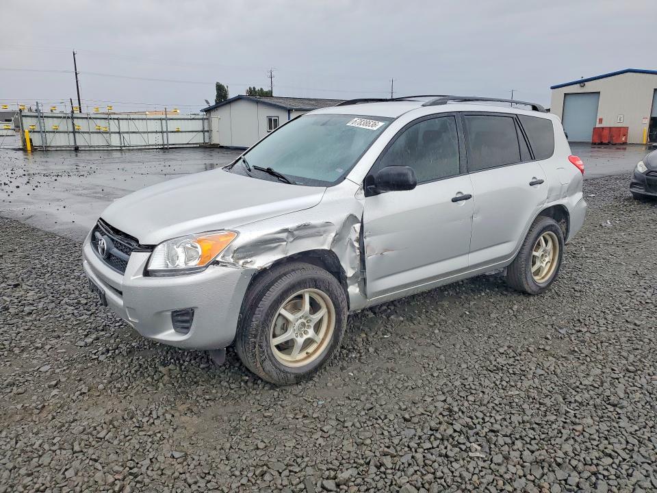 TOYOTA RAV4 2009 مع رقم تعريف المركبة JTMBF33V49D010665 - صورة من المزاد