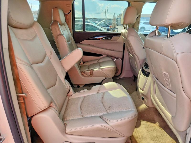 Photo 11 from auction – 2015 CADILLAC ESCALADE with VIN 1GYS4HKJ0FR204782