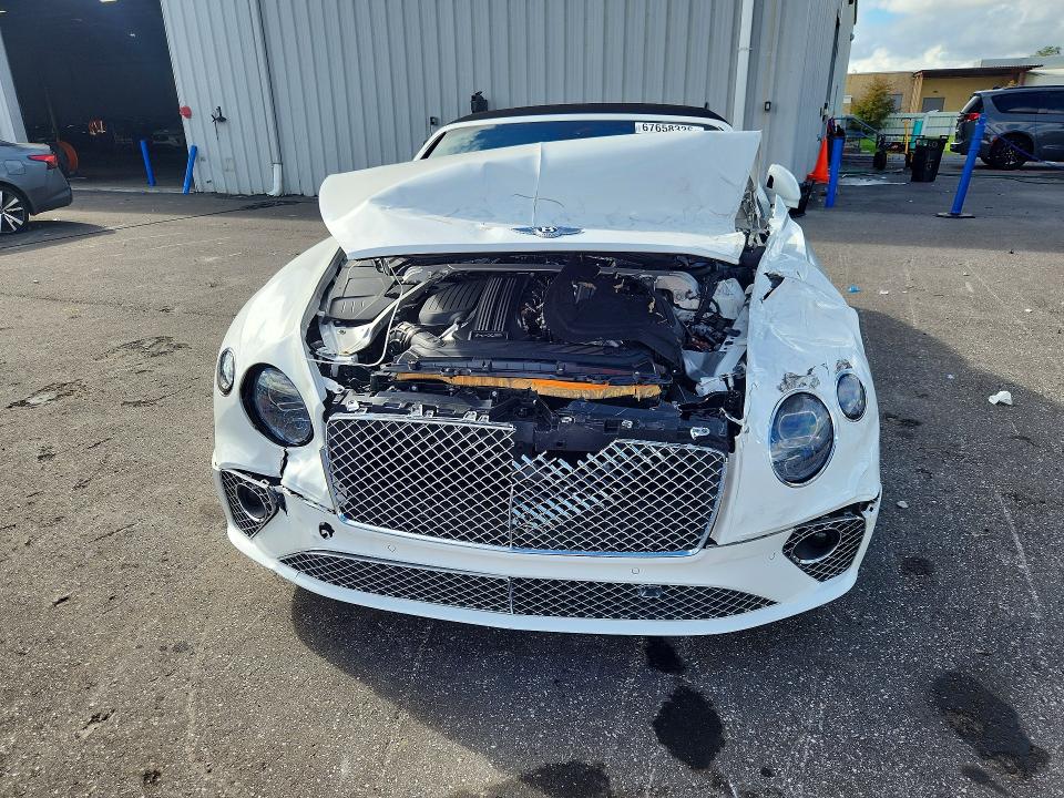 صورة رقم 5 من المزاد - 2020 BENTLEY CONTINENTAL مع VIN SCBDB4ZG9LC080908