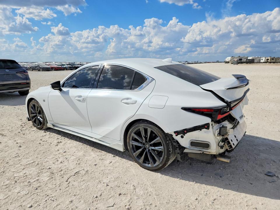 Photo 2 from auction – 2021 LEXUS IS with VIN JTHGZ1B28M5039581