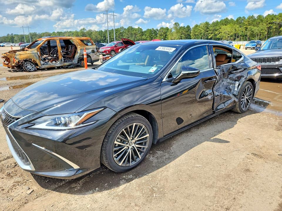 LEXUS ES 350 2022 with VIN 58ADZ1B15NU133134 - Photo from auction