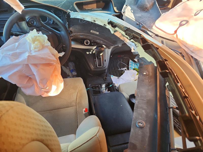 Снимка 8 от търг – 2016 HONDA CR-V с VIN 5J6RM4H40GL093776