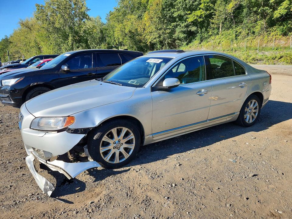 VOLVO S80 2010 with VIN YV1982AS0A1115182 - Photo from auction