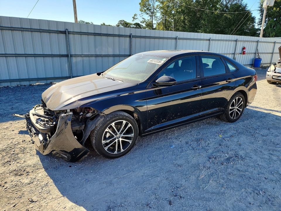 Снимка 1 от търг – 2024 VOLKSWAGEN JETTA с VIN 3VWAM7BU1RM011968