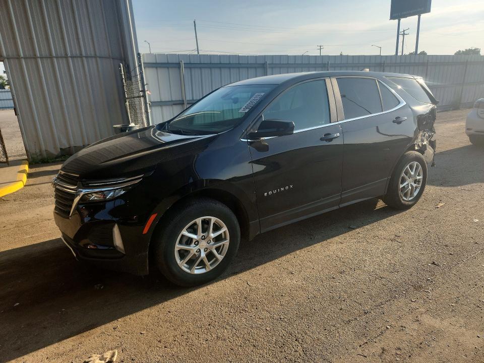 CHEVROLET EQUINOX 2022 with VIN 2GNAXUEV7N6120220 - Photo from auction