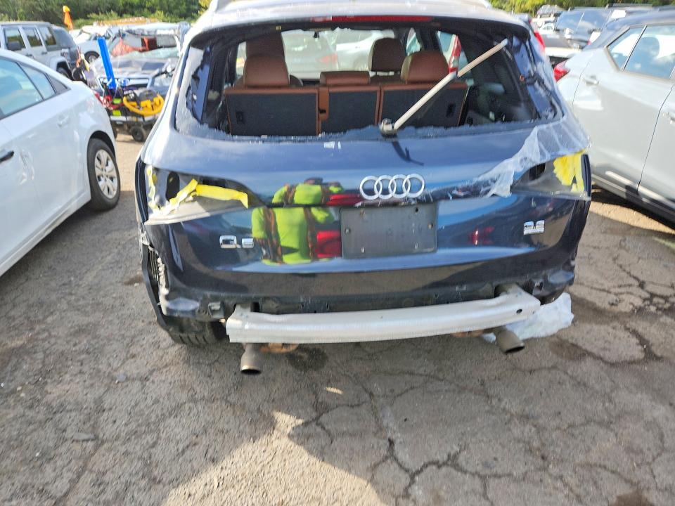 Photo 6 from auction – 2012 AUDI Q5 with VIN WA1DKAFP2CA010527