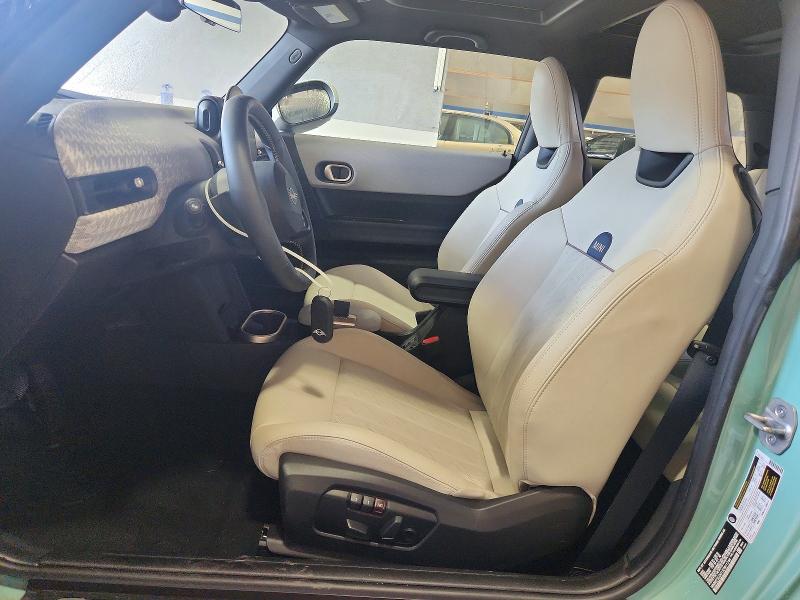Photo 7 from auction – 2025 MINI COOPER with VIN WMW23GD01S2W11744