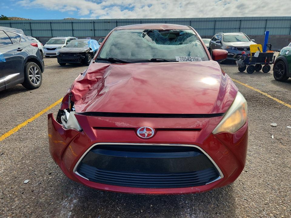 Foto 5 de la subasta – 2016 SCION IA con VIN 3MYDLBZV3GY139026