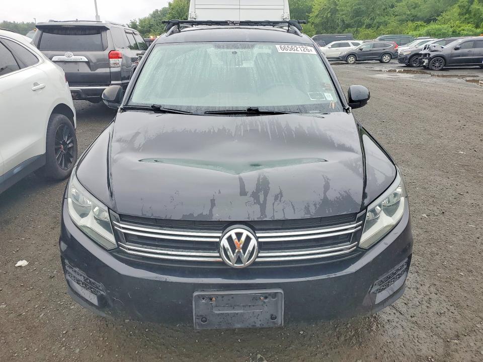 Photo 5 from auction – 2015 VOLKSWAGEN TIGUAN with VIN WVGBV7AXXFW579210