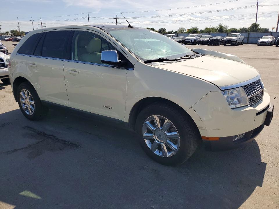 Photo 4 from auction – 2007 LINCOLN MKX with VIN 2LMDU88C07BJ25396