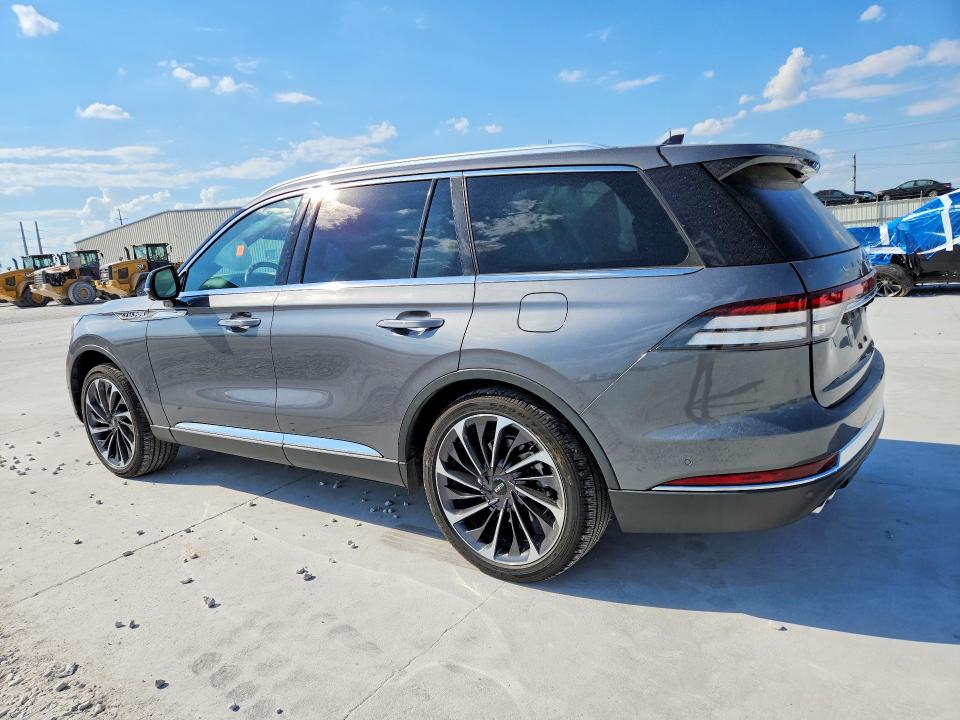 Photo 2 from auction – 2024 LINCOLN AVIATOR with VIN 5LM5J7XC6RGL01235