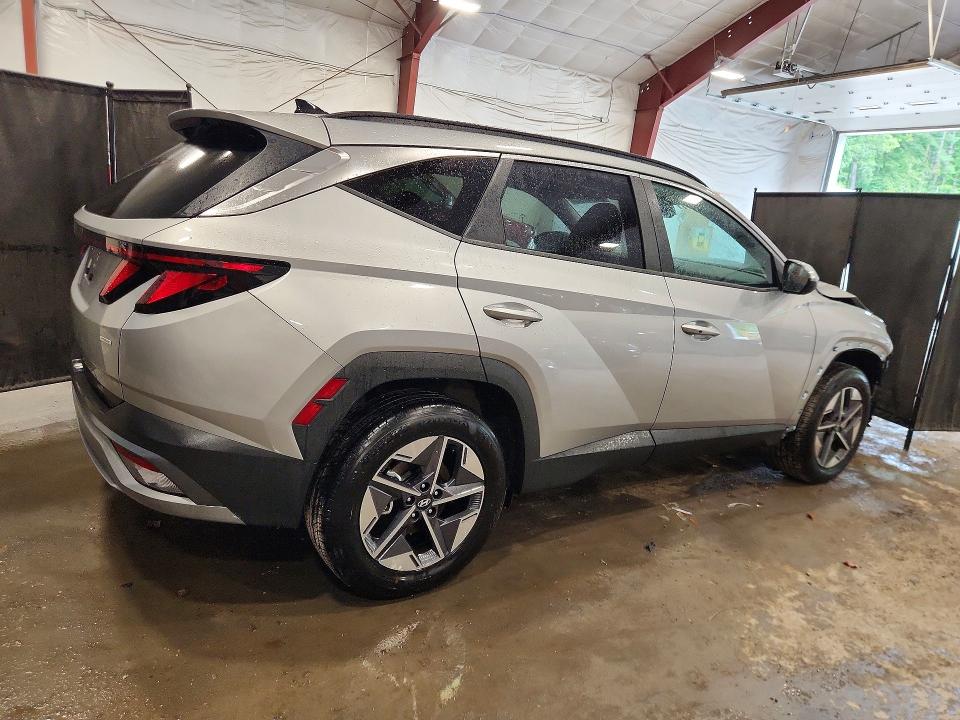 Photo 3 from auction – 2026 HYUNDAI TUCSON with VIN 5NMJBCDE6TH703936