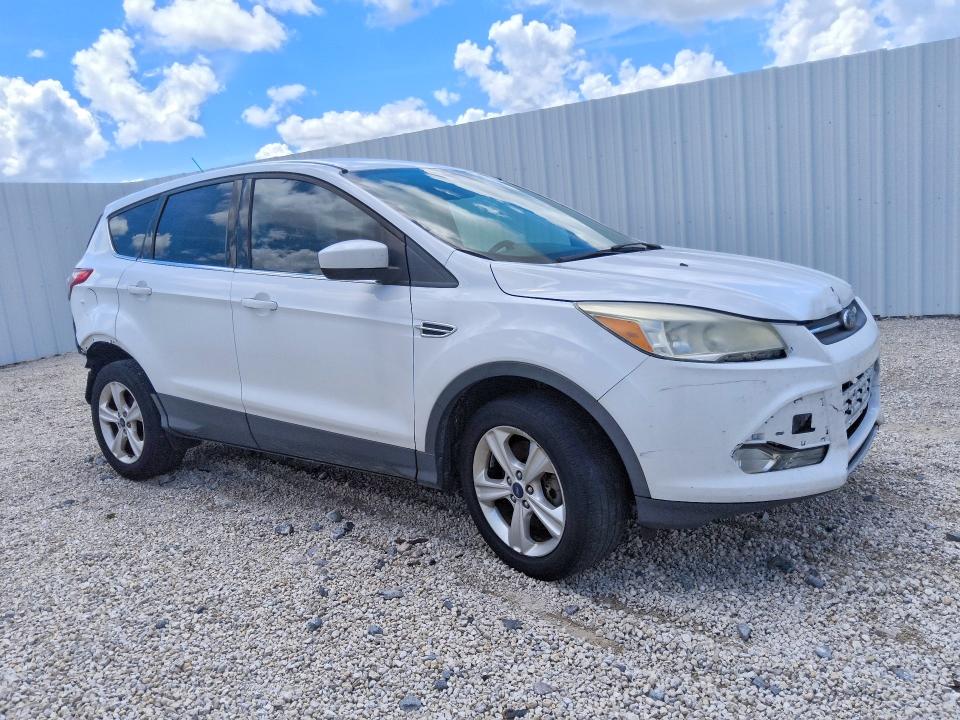 Photo 4 from auction – 2014 FORD ESCAPE with VIN 1FMCU9GX1EUC77096