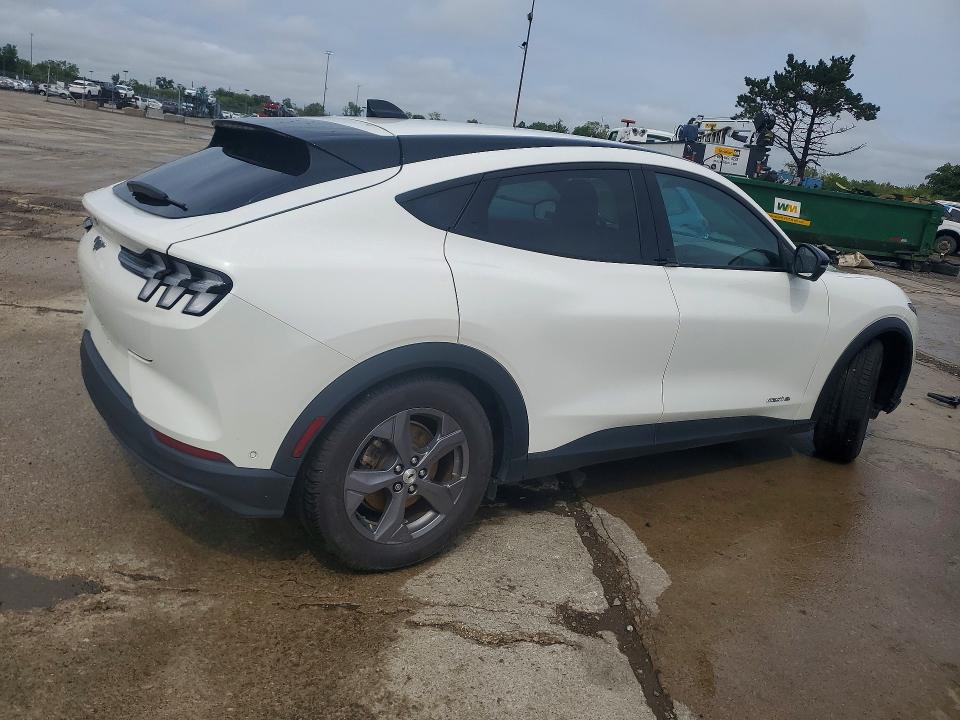 Photo 3 from auction – 2023 FORD MUSTANG MACH-E with VIN 3FMTK1SSXPMA09240