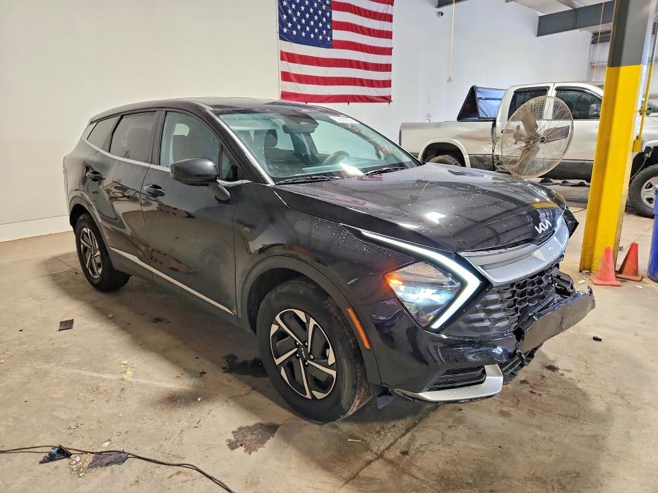 Photo 4 from auction – 2023 KIA SPORTAGE with VIN KNDPUCAG4P7086043