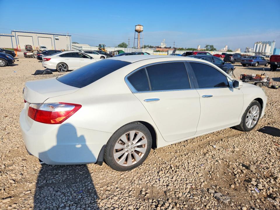 Photo 3 from auction – 2013 HONDA ACCORD with VIN 1HGCR2F78DA260800