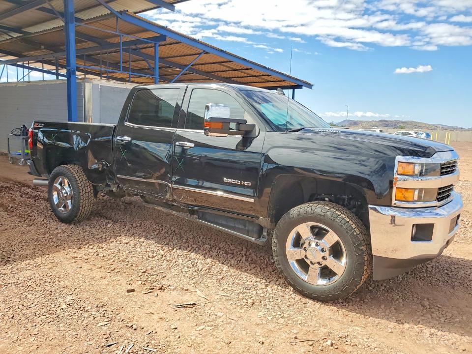 Снимка 4 от търг – 2015 CHEVROLET SILVERADO с VIN 1GC1KWE8XFF506151