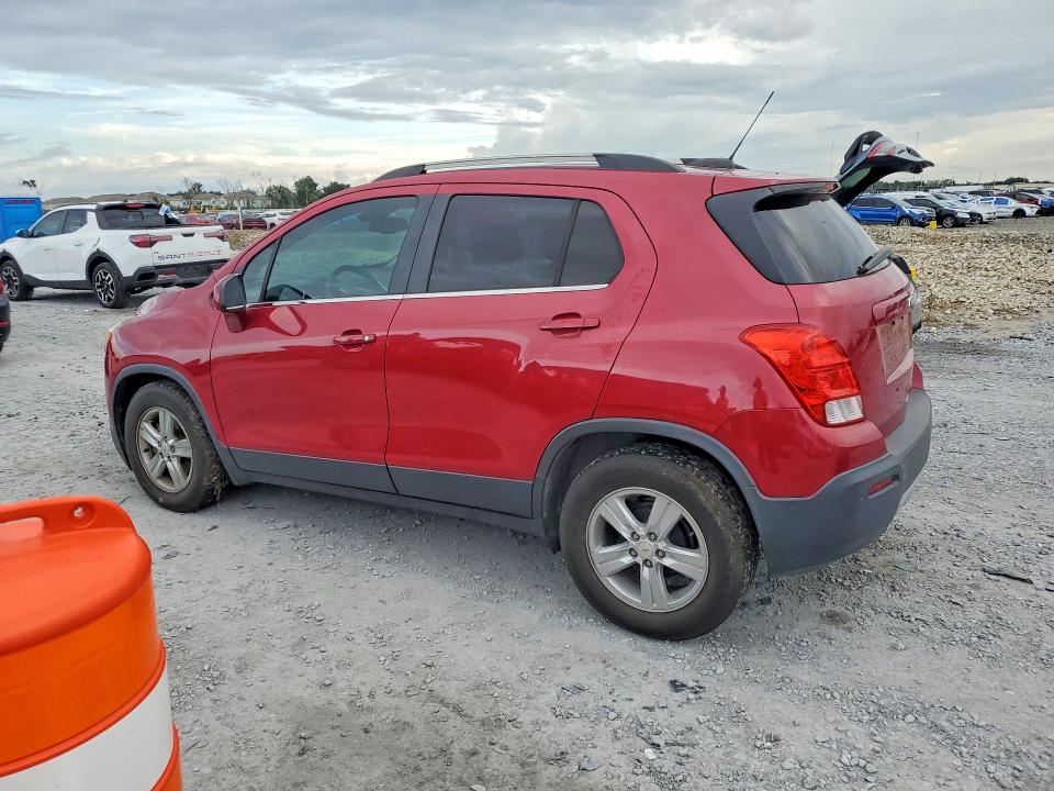 Photo 2 from auction – 2015 CHEVROLET TRAX with VIN KL7CJLSB2FB167206