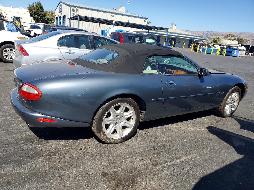 Zdjęcie 3 z aukcji – 2000 JAGUAR XK8 z VIN SAJJA42C0YNA09249