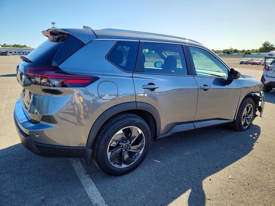 Photo 3 from auction – 2026 NISSAN ROGUE with VIN 5N1BT3BBXTC730027