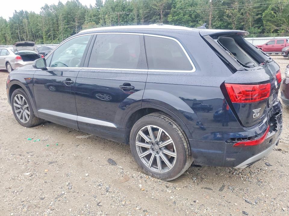 Foto 2 de la subasta – 2017 AUDI Q7 con VIN WA1VAAF71HD044729