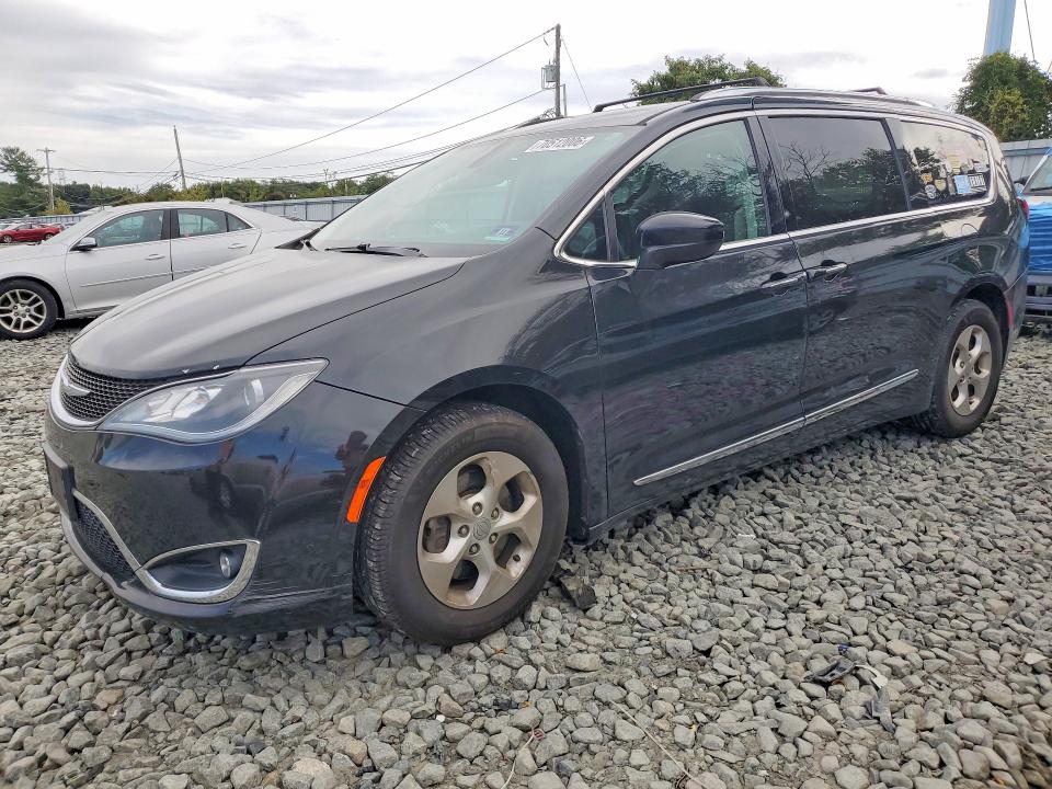 صورة رقم 1 من المزاد - 2017 CHRYSLER PACIFICA مع VIN 2C4RC1EG4HR736063