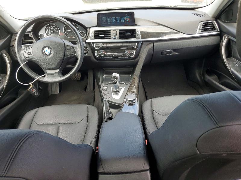 Снимка 8 от търг – 2017 BMW 320 с VIN WBA8E1G36HNU18715