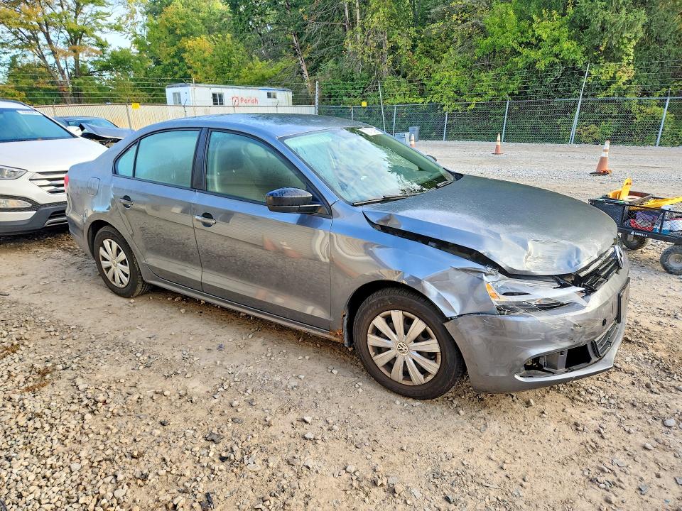 Снимка 4 от търг – 2013 VOLKSWAGEN JETTA с VIN 3VW1K7AJ2DM261886