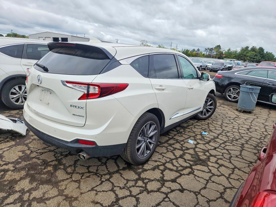 Снимка 3 от търг – 2019 ACURA RDX с VIN 5J8TC2H51KL026044