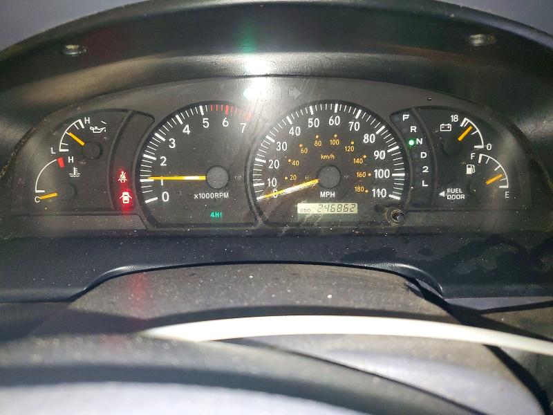 Photo 9 from auction – 2002 TOYOTA TUNDRA with VIN 5TBBT44102S273426