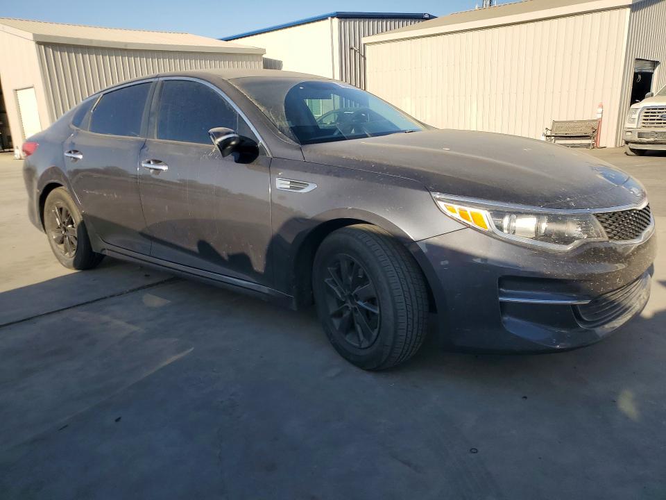 Photo 4 from auction – 2017 KIA OPTIMA with VIN KNAGT4L34H5163815