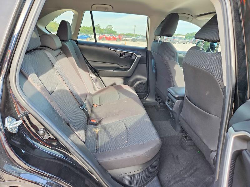 Photo 11 from auction – 2022 TOYOTA RAV4 with VIN 2T3LWRFV9NW129716
