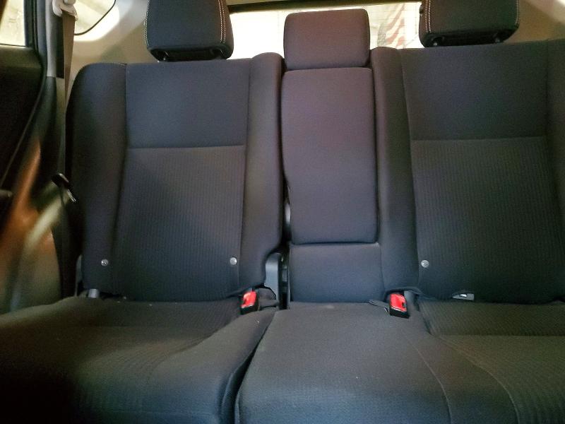 Снимка 10 от търг – 2015 TOYOTA RAV4 с VIN 2T3RFREV3FW305950