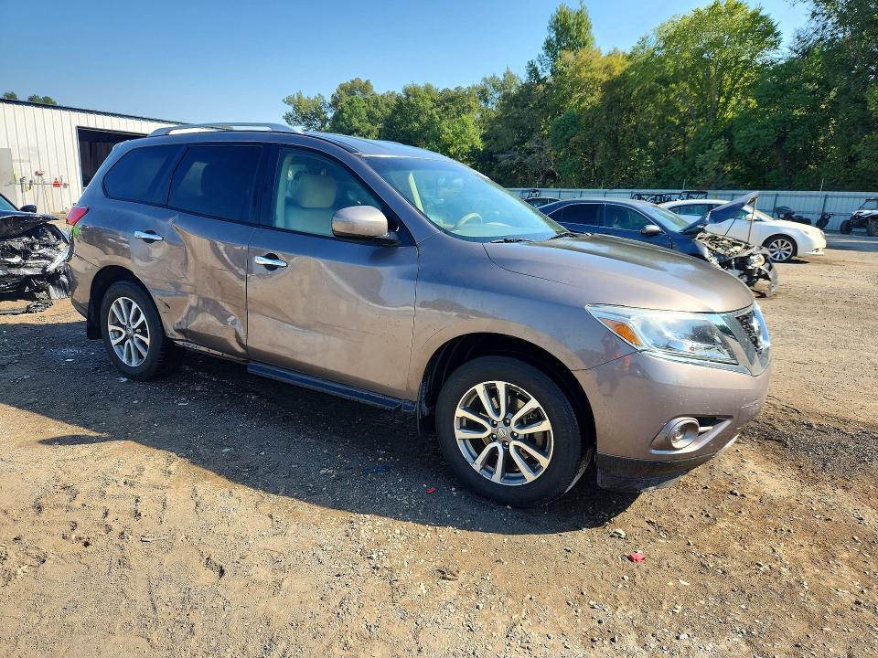 Photo 4 from auction – 2013 NISSAN PATHFINDER with VIN 5N1AR2MN7DC661780