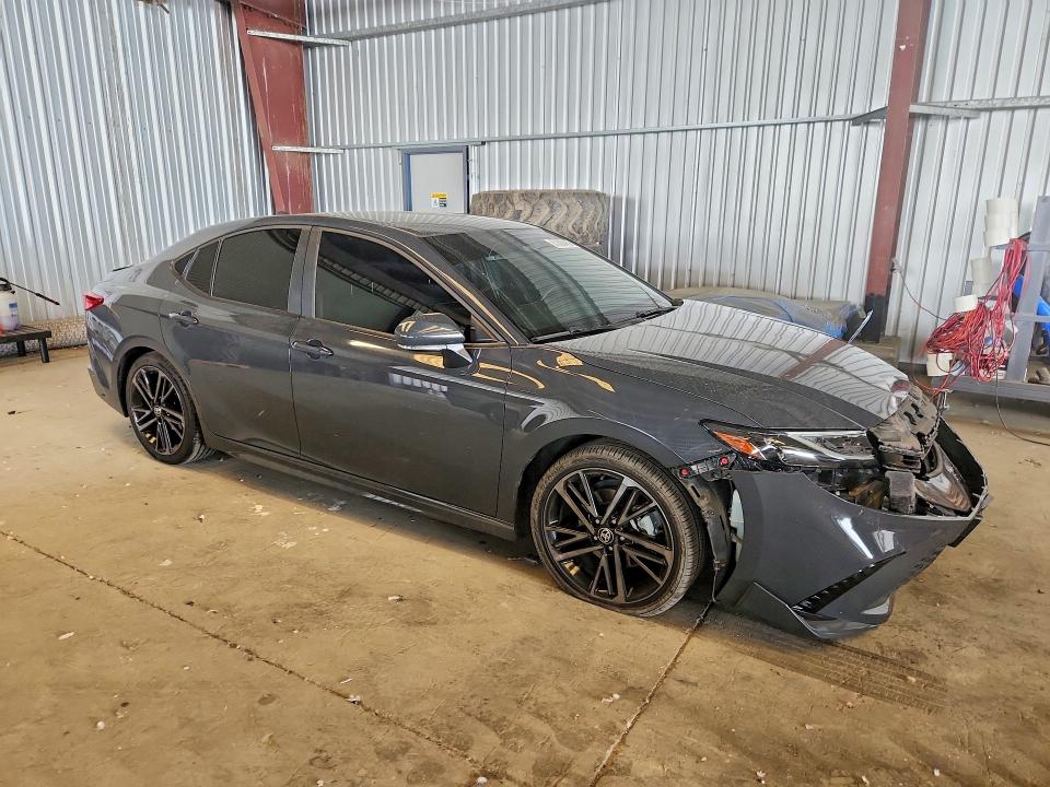 Photo 4 from auction – 2025 TOYOTA CAMRY with VIN 4T1DAACK6SU017149
