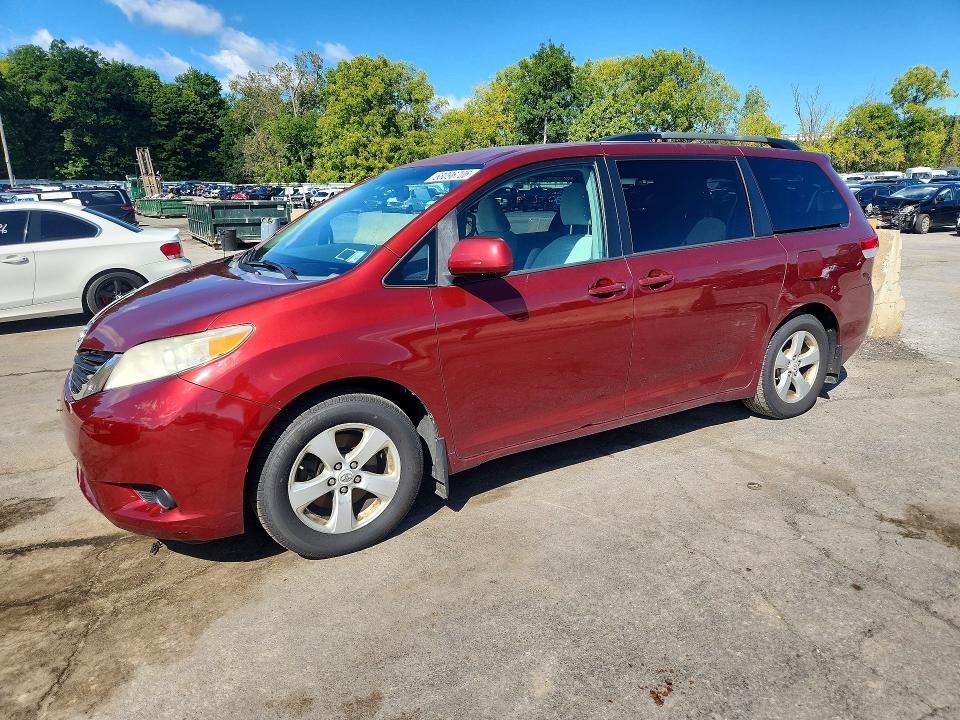 TOYOTA SIENNA 2011 with VIN 5TDKK3DC1BS106790 - Photo from auction