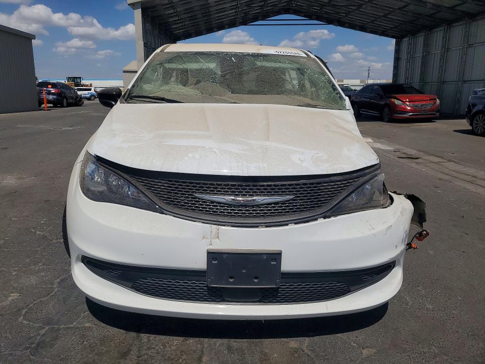Photo 5 from auction – 2024 CHRYSLER VOYAGER with VIN 2C4RC1CG0RR108201