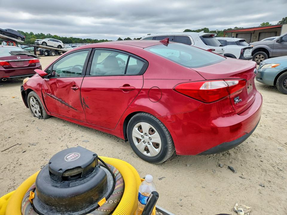 Снимка 2 от търг – 2016 KIA FORTE с VIN KNAFX4A62G5500882