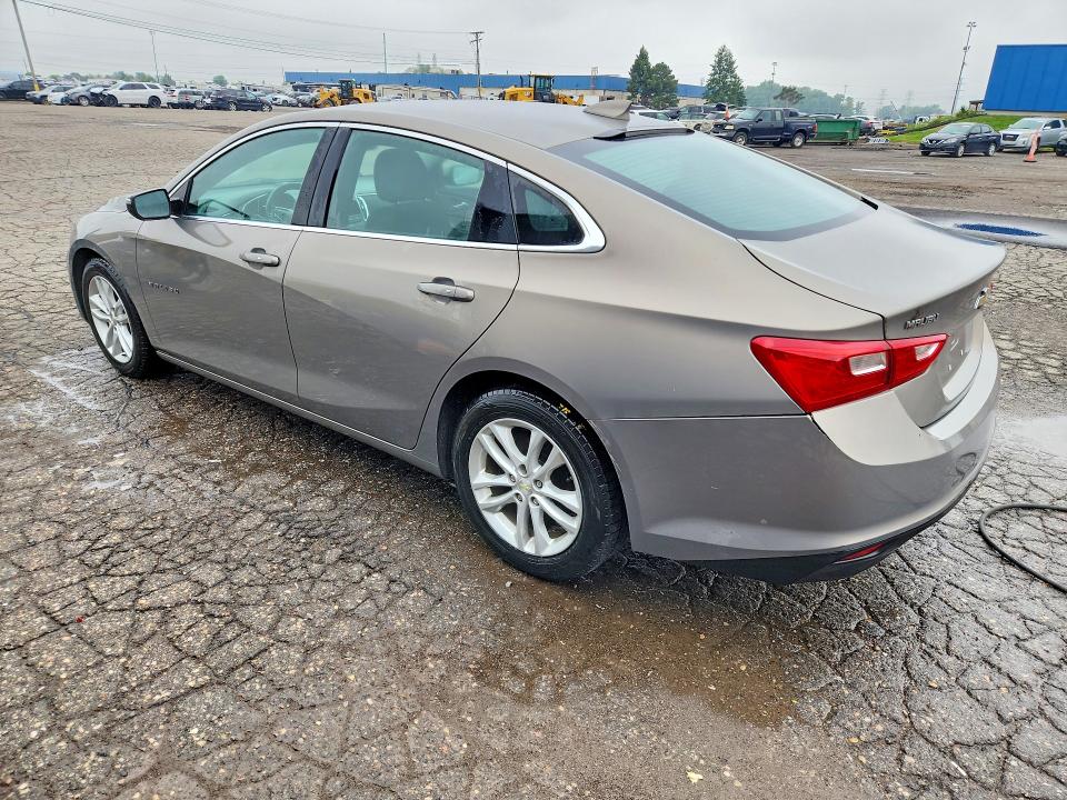 Photo 2 from auction – 2017 CHEVROLET MALIBU with VIN 1G1ZE5ST3HF150392