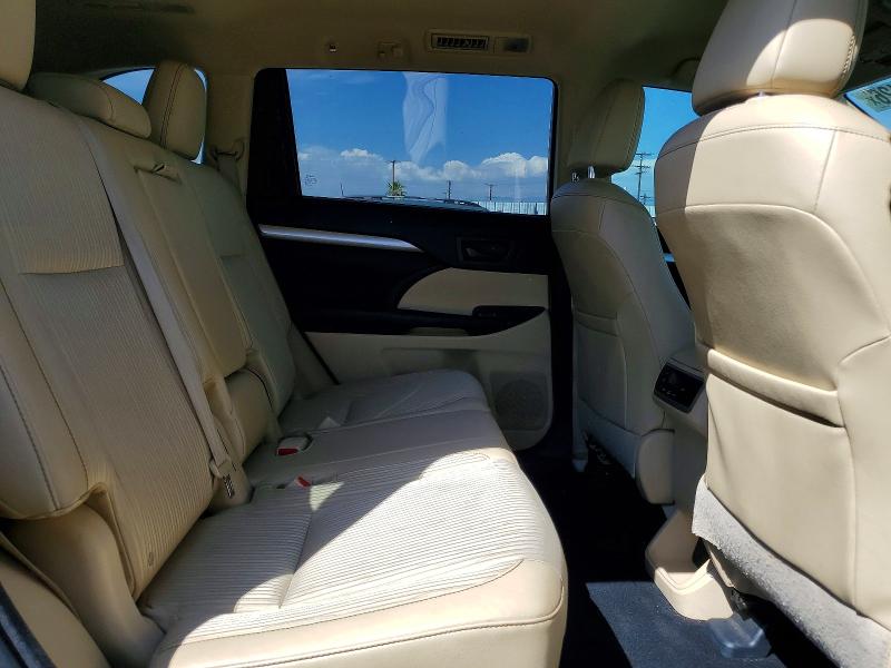 Снимка 11 от търг – 2014 TOYOTA HIGHLANDER с VIN 5TDZKRFH4ES020596
