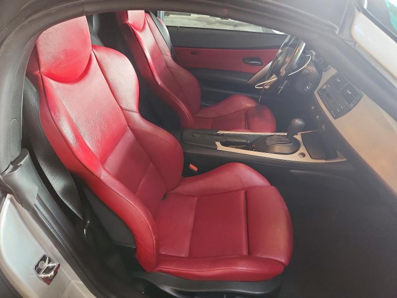 Photo 10 from auction – 2005 BMW Z4 with VIN 4USBT33525LS55368