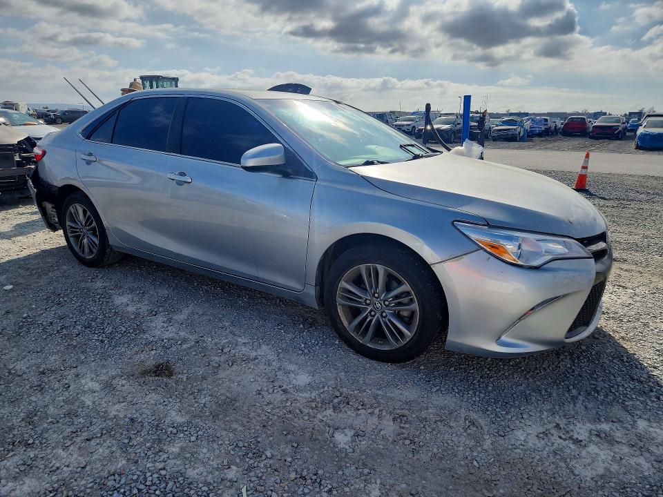 Photo 4 from auction – 2017 TOYOTA CAMRY with VIN 4T1BF1FK4HU401119