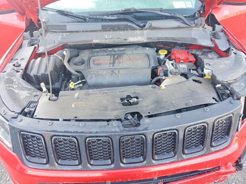 Фото 12 с аукциона – 2019 JEEP COMPASS с VIN 3C4NJDBB0KT745233