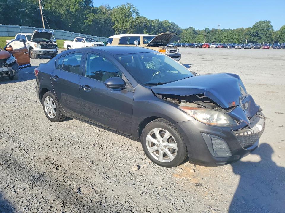 Photo 4 from auction – 2011 MAZDA 3 with VIN JM1BL1VG8B1395604
