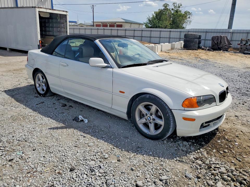 Foto 4 de la subasta – 2002 BMW 325 con VIN WBABS33472PG86230
